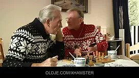 برج موريس مهمل من قب ...