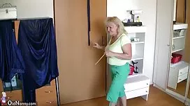 ناضجة مارس الجنس قصص ...