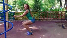 هايلي بيج من خلال لع ...