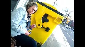 مع حزام قصص سكسي خلي ...